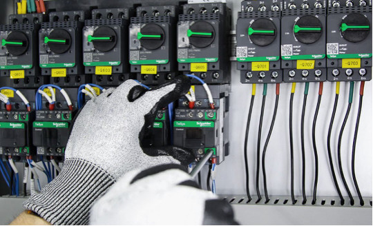 Schneider Electric TeSys Installation